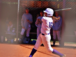 Lakeside's Lean Brosnan gets a big base hit to keep the bottom of the sixth inning alive. She would score the eventual winning run on Riley Boyd's pinch two-run single. (Photo by Mark Brock)